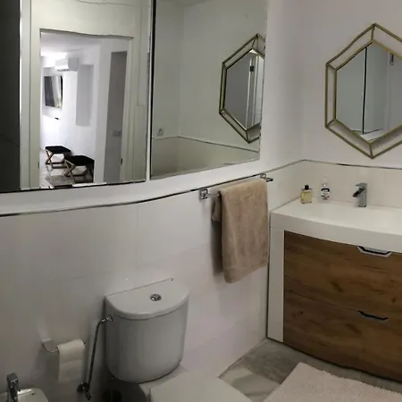 Little Paradise Close To La Sala In Puerto Banus / Quiet