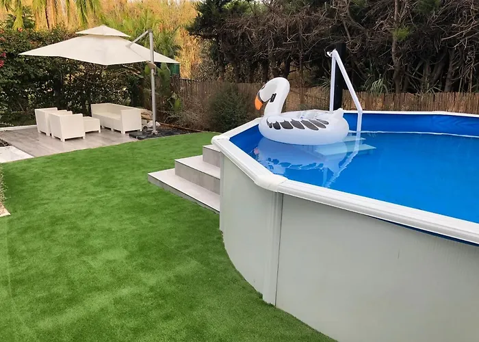 Villa Little Paradise Close To La Sala In Puerto Banus / Quiet