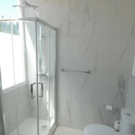 Little Paradise Close To La Sala In Puerto Banus / Quiet Villa *