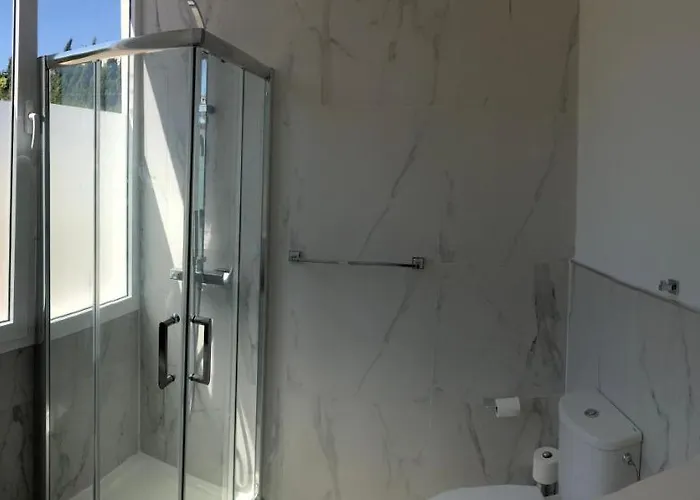 Little Paradise Close To La Sala In Puerto Banus / Quiet Вилла Марбелья